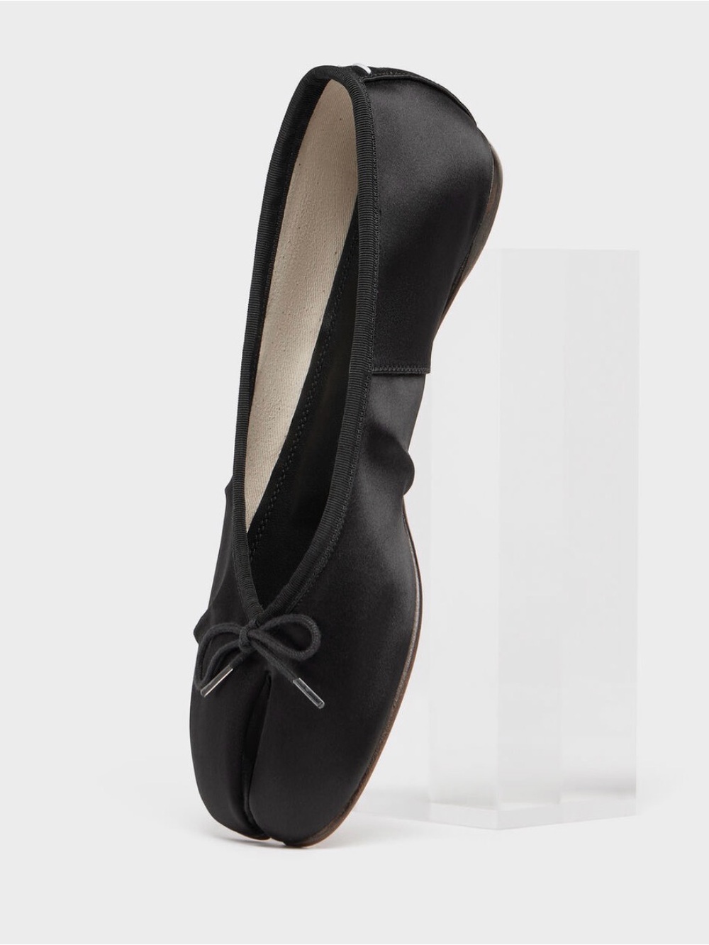 Maison Martin Margiela Black Satin Tabi Split-Toe Ballet Flats